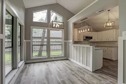 22 W Mistybreeze Circle, Shenandoah, TX 77381 - Photo 10
