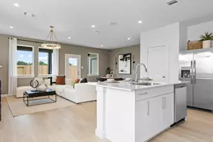 1918 Olivos St, Missouri City, TX 77459 - Photo 2