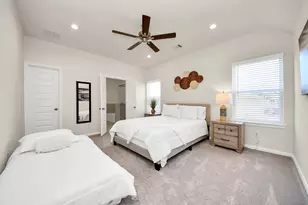 14967 Eagle Feather Dr, Houston, TX 77090 - Photo 28