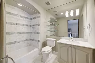 5610 Lynbrook Dr, Houston, TX 77056 - Photo 40