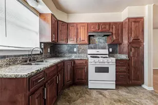 9417 Fairland Dr, Houston, TX 77051 - Photo 4