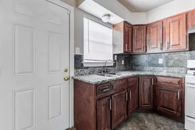 9417 Fairland Drive, Houston, TX 77051 - Photo 8