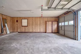 3002 Lamar Cir, El Campo, TX 77437 - Photo 38