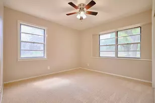 3002 Lamar Cir, El Campo, TX 77437 - Photo 34