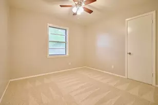 3002 Lamar Cir, El Campo, TX 77437 - Photo 28