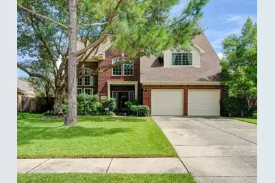 220 McVoy Drive, League City, TX 77573 - Photo 1