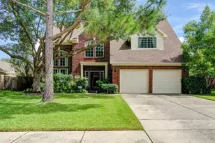220 McVoy Dr, League City, TX 77573 - Photo 1