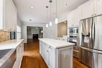 816 Anderson Street, Bellaire, TX 77401 - Photo 12