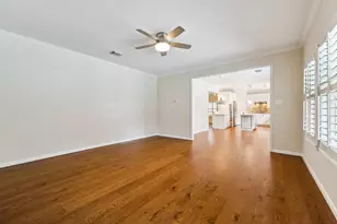 816 Anderson St, Bellaire, TX 77401 - Photo 24