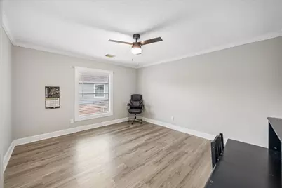 9818 Sandtown Circle, Houston, TX 77064 - Photo 16