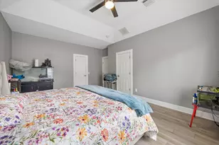 9818 Sandtown Cir, Houston, TX 77064 - Photo 10
