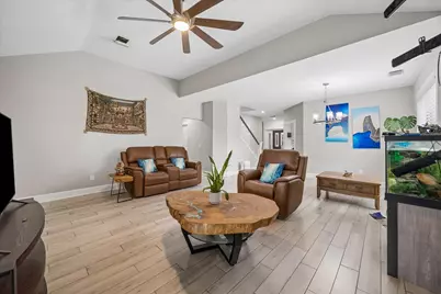 9818 Sandtown Circle, Houston, TX 77064 - Photo 6