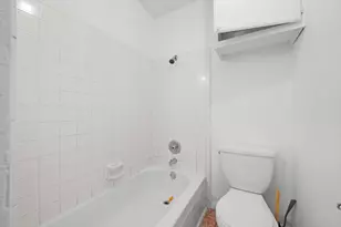 13527 Avonshire Dr, Houston, TX 77083 - Photo 12