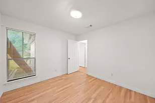 13527 Avonshire Dr, Houston, TX 77083 - Photo 10