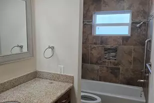 8523 Elmhaven Rd, La Porte, TX 77571 - Photo 10