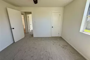 111 4th St, Brazoria, TX 77422 - Photo 22