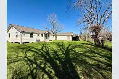 111 4th Street, Brazoria, TX 77422 - Photo 28