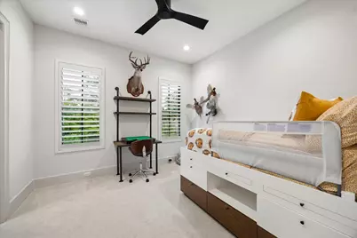 106 Wellington Row Road, Houston, TX 77024 - Photo 26