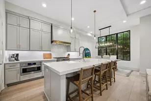 106 Wellington Row Rd, Houston, TX 77024 - Photo 10