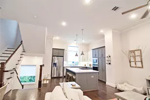1806 Colonel Forbins Dr, Houston, TX 77043 - Photo 2
