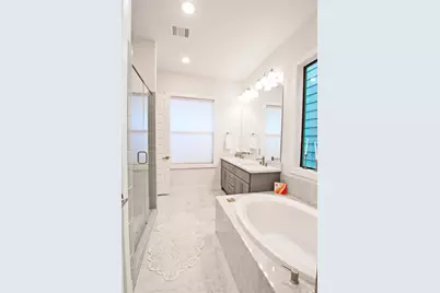 1806 Colonel Forbins Drive, Houston, TX 77043 - Photo 14