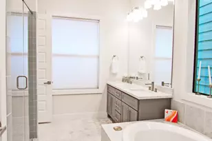 1806 Colonel Forbins Dr, Houston, TX 77043 - Photo 14