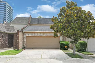 425 E Fair Harbor Ln, Houston, TX 77079 - Photo 1