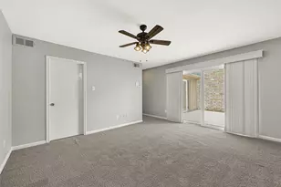 425 E Fair Harbor Ln, Houston, TX 77079 - Photo 18