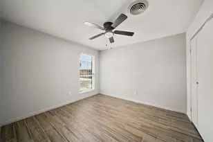 10001 Westpark Dr, Houston, TX 77042 - Photo 10