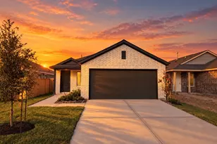 18623 Periwinkle Brk Dr, Crosby, TX 77532 - Photo 1