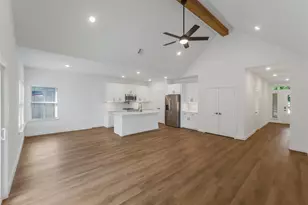 810 S Colbert St, Dayton, TX 77535 - Photo 12