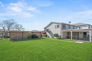 372 Ling St, Hitchcock, TX 77563 - Photo 4