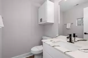 9716 Riddlewood Ln, Houston, TX 77025 - Photo 10