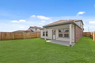 440 Long Br Dr, Dayton, TX 77535 - Photo 8