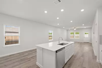 440 Long Branch Drive, Dayton, TX 77535 - Photo 12