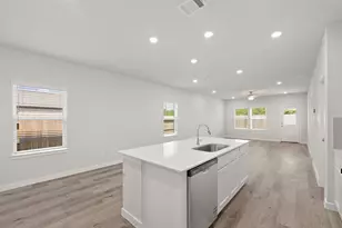 440 Long Br Dr, Dayton, TX 77535 - Photo 12