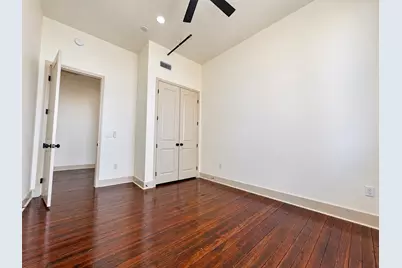 2221 Market Street #401, Galveston, TX 77550 - Photo 12