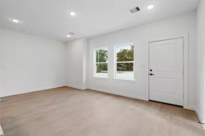 1031 North Lane, Houston, TX 77088 - Photo 12
