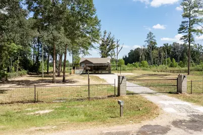 1906 County Road 3434 N, Cleveland, TX 77327 - Photo 2