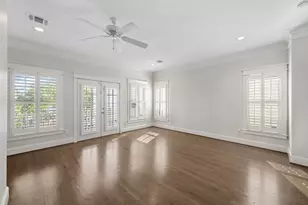 626 E 12th St, Houston, TX 77008 - Photo 22