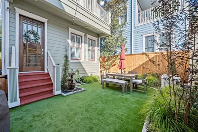 626 E 12th Street, Houston, TX 77008 - Photo 34