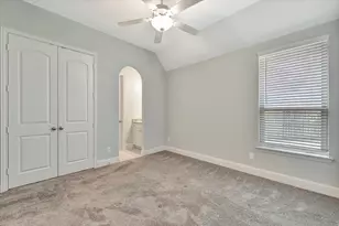 13603 Bellwick Valley Ln, Houston, TX 77059 - Photo 14