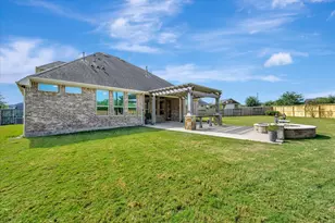 13603 Bellwick Valley Ln, Houston, TX 77059 - Photo 10