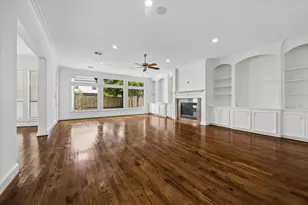 3618 Bellefontaine St, Houston, TX 77025 - Photo 4