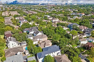3618 Bellefontaine St, Houston, TX 77025 - Photo 40