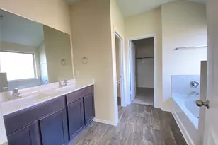 18704 S Portbec Ct, New Caney, TX 77357 - Photo 12