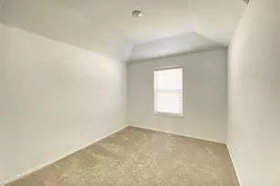 18704 S Portbec Ct, New Caney, TX 77357 - Photo 16
