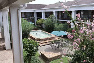 5343 Richmond Avenue #11, Houston, TX 77056 - Photo 2