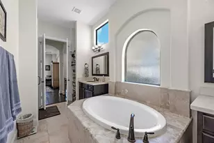 1102 W 15th 1/2 St, Houston, TX 77008 - Photo 26