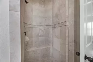 1102 W 15th 1/2 St, Houston, TX 77008 - Photo 28